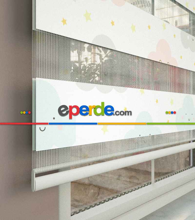 Bulut Desenli Baskılı Zebra Perde- Çok Renkli