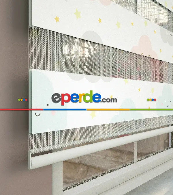 Bulut Desenli Baskılı Zebra Perde- Çok Renkli