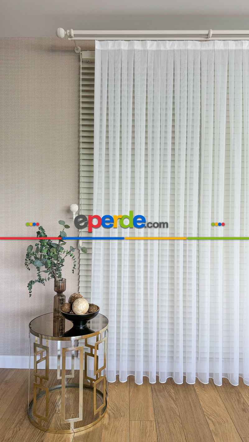 Yatak Odası - Ekru Simli Bambu Tül Perde - İpek Yumuşaklığında Armür Tül Perde