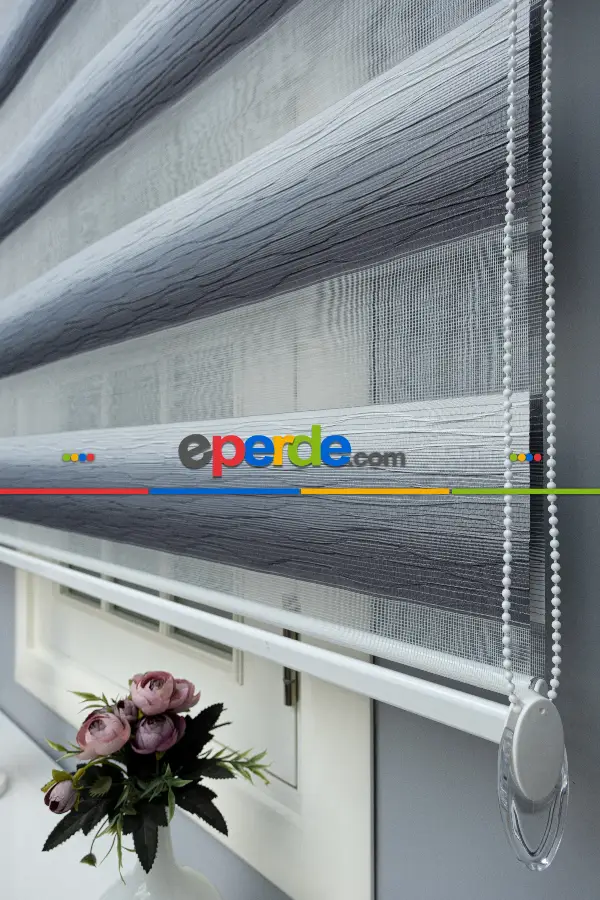 Zebra Perde 2021 Sezonu Gri Ve Beyaz Renk Geçişli Jakarlı A Kalite Zebraperde