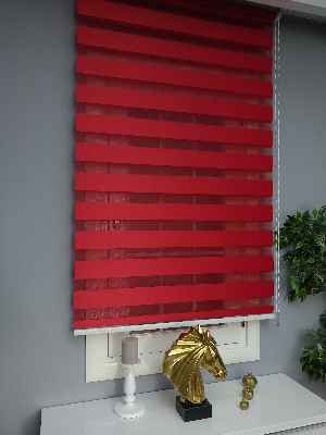 Salon - Perle Home Düz Zebra Perde Kırmızı