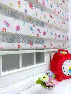 Kuşlu Çocuk Odası Zebra Perdesi - Kumaş Bambudur.- Çok Renkli