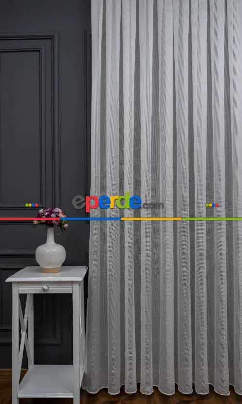 Krem Renkli Kedi Tırmalamalarına Dayanaklı Tül Perde