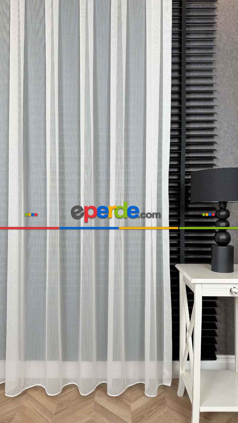 Oturma Odası - Brillant Ekru Hafif Simli Çizgili Seyrek Pile Tül Perde