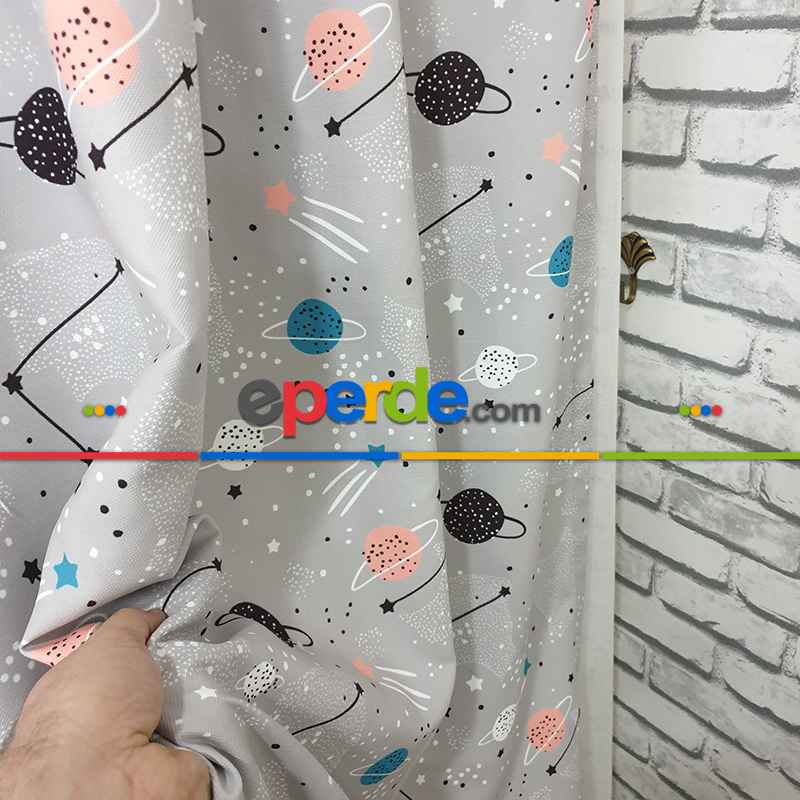 Uzay Gezegen Desenli Fon Perde Evm497 Kumaşı Kalındır Duck Bezi Değildir- Siyah- Çok Renkli 3