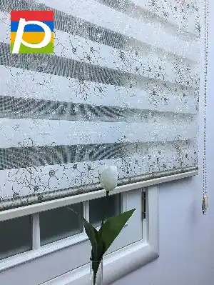 Krem Kahve Çiçek Desenli Brode İşleme Zebra Perde- Kahverengi-Krem