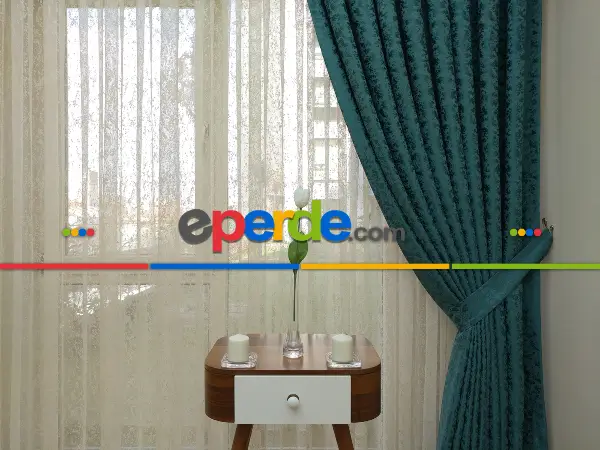 Koyu Mint Rengi Kendinden Desenli Jakar Fon Perde (285 En)- Petrol Mavisi