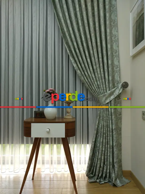 Su Yeşili Renk Jakar Desenli Fon Perde- Su Yeşili