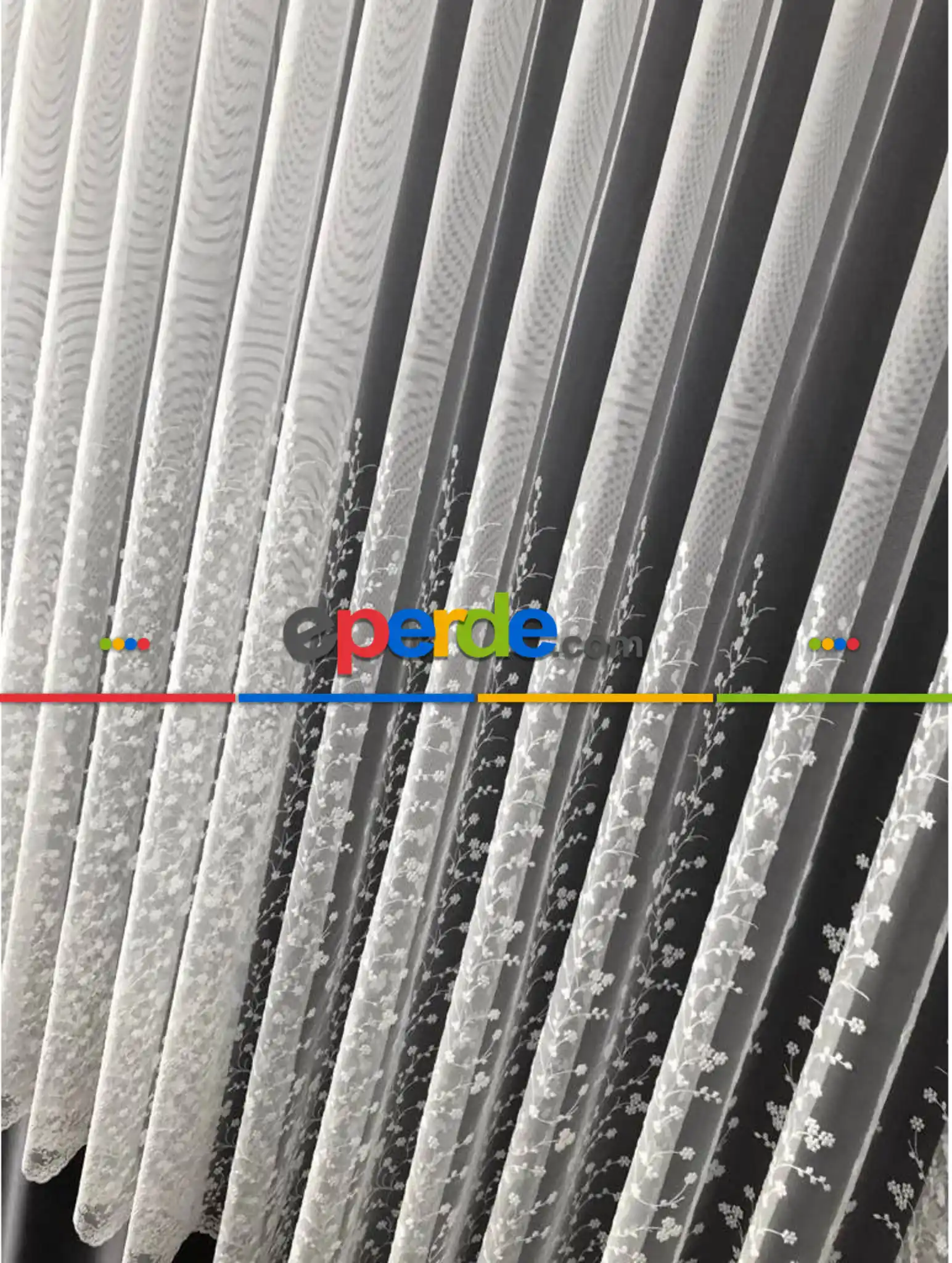 Salon Tül Perde - Papatya Desenli Tül Perde