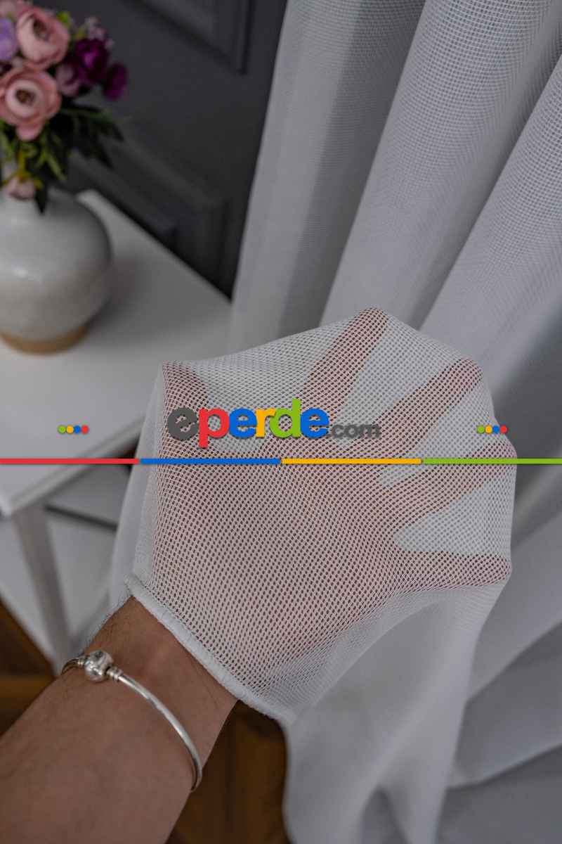 Ekru Renkli Kedi Tırmalamalarına Dayanaklı Tül Perde