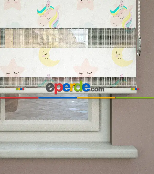 Yıldız Desenli Baskılı Zebra Perde- Çok Renkli