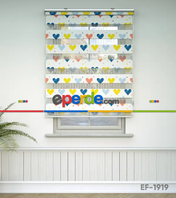 Kalp Desenli Baskılı Zebra Perde- Çok Renkli