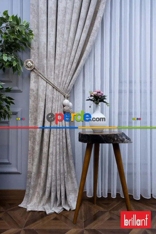 Patinedesenli Brillant Jakar Desen Fon Perde (dökümlü Fon )- Kum Beji