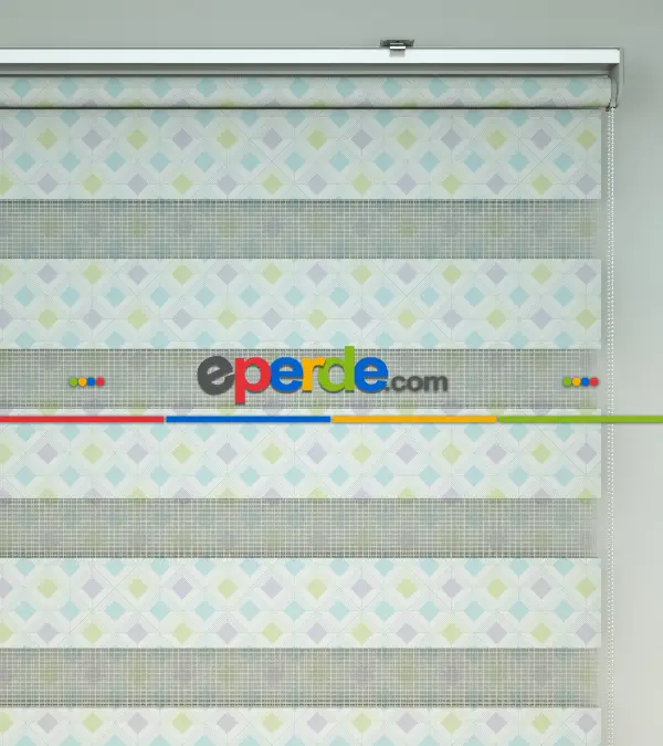 Geometrik Desenli Baskılı Zebra Perde- Çok Renkli