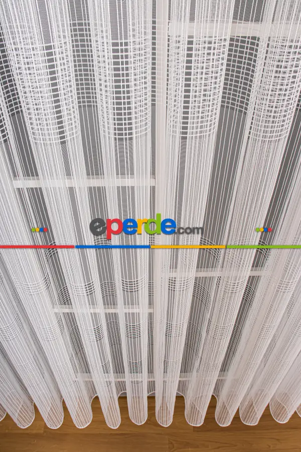 Yatak Odası - Zincir Çizgili Tül Perde Ekru Renk Kırık Beyaz- Ekru