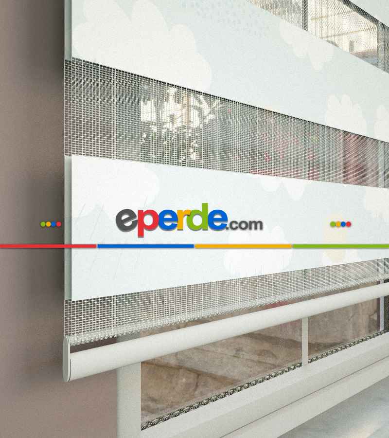 Bulut Desenli Baskılı Zebra Perde- Çok Renkli