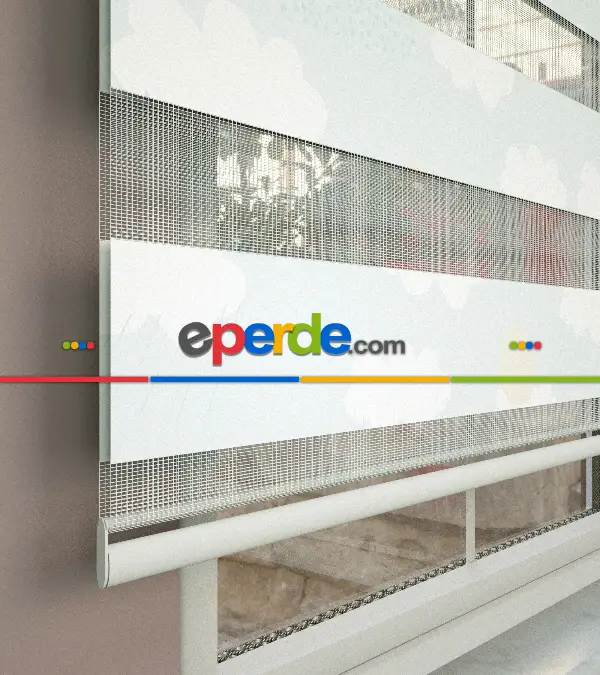 Bulut Desenli Baskılı Zebra Perde- Çok Renkli