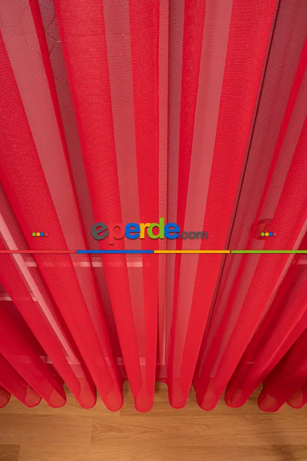 Kırmızı Grek Tül Perde Petek Zemin