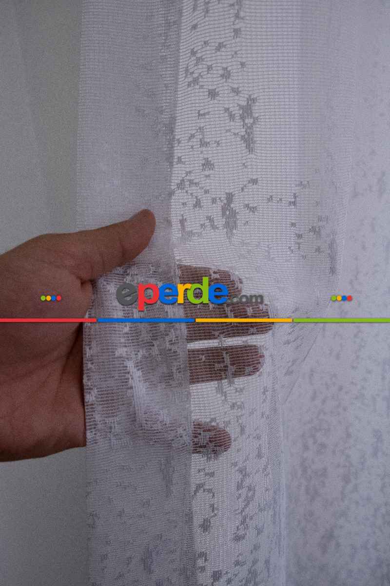 Modern Desenli Beyaz Renkli Örme Tül Perde Yüksek Kalite Bt 1771