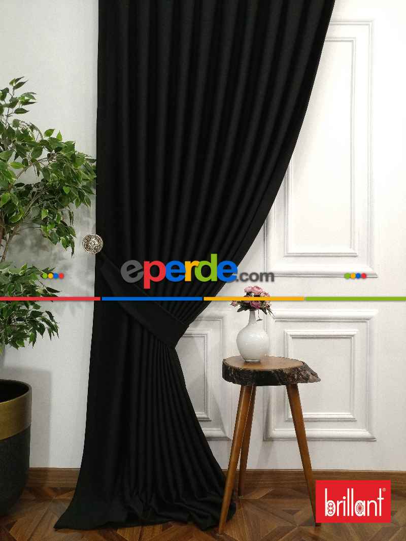 Brillant Karartma Blackout %100 Siyah Renk Fon Perde- Siyah