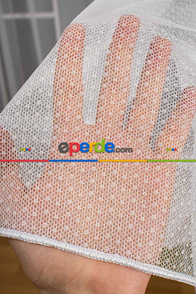 Yatak Odası - Mini Puantiyeli Örme Tül Perde