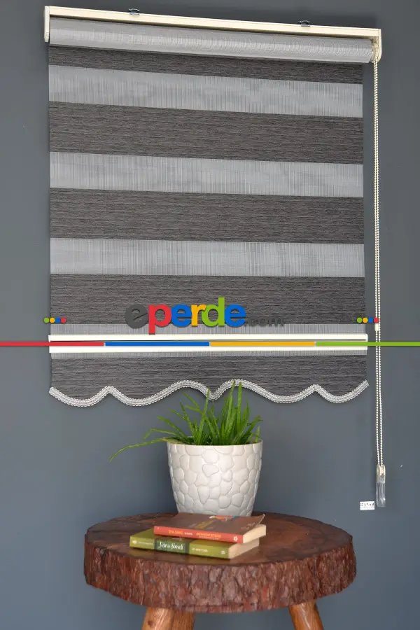 Halim Perdesan Kb-07 Siyah Renk Etekli Veya Eteksiz Karartma Zebra Stor Perde