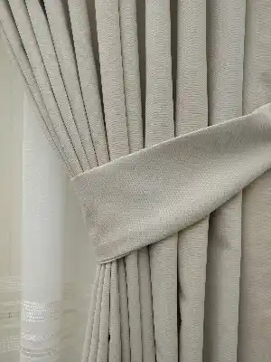 Açık Bej- Düz Fon Perde ( 150cm Dökümlü Fon )- Krem