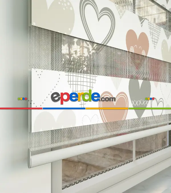 Kalp Desenli Baskılı Zebra Perde- Çok Renkli
