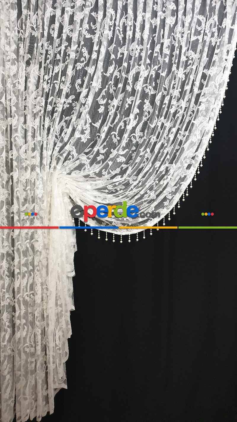 Kuvaze Model Tasarım Klasik Şal Desen Yanki Tiyatro Perde- Beyaz-ekru