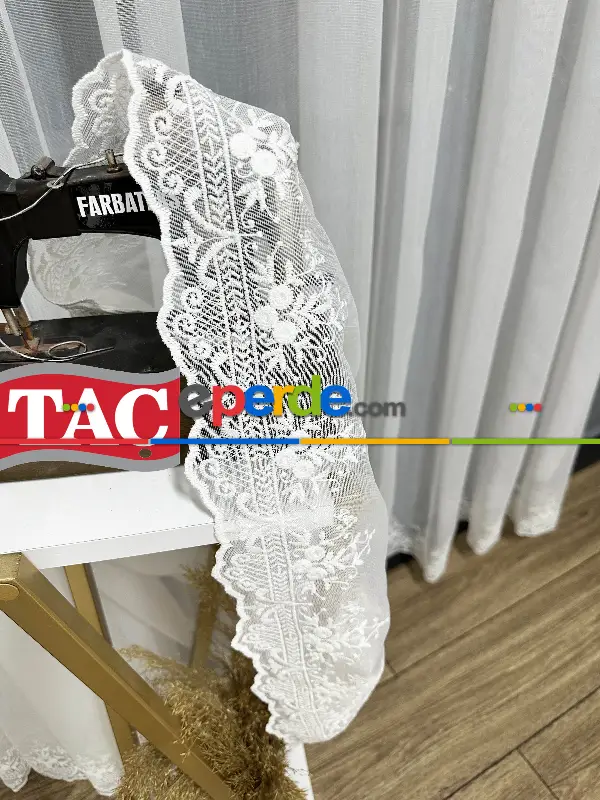 Yatak Odası - Taç Etek Topçuklu Ütü İstemez Alt İşlemeli Model Tül Perde