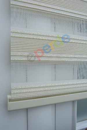 Simli Krem Yarım Plise Zebra Perde- Krem