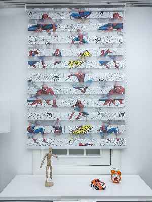 Zebra Perde- Dijital Spıderman Örümcek Adam Baskılı Zebra Perde- Mavi-kırmızı-sarı