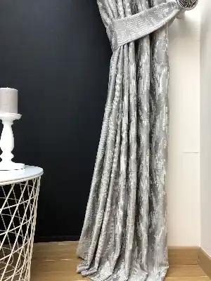 Salon Perdesi - Açık Gri Desenli Jakar Fon Perde (geniş En:280 Kumaş)- Gri Açık