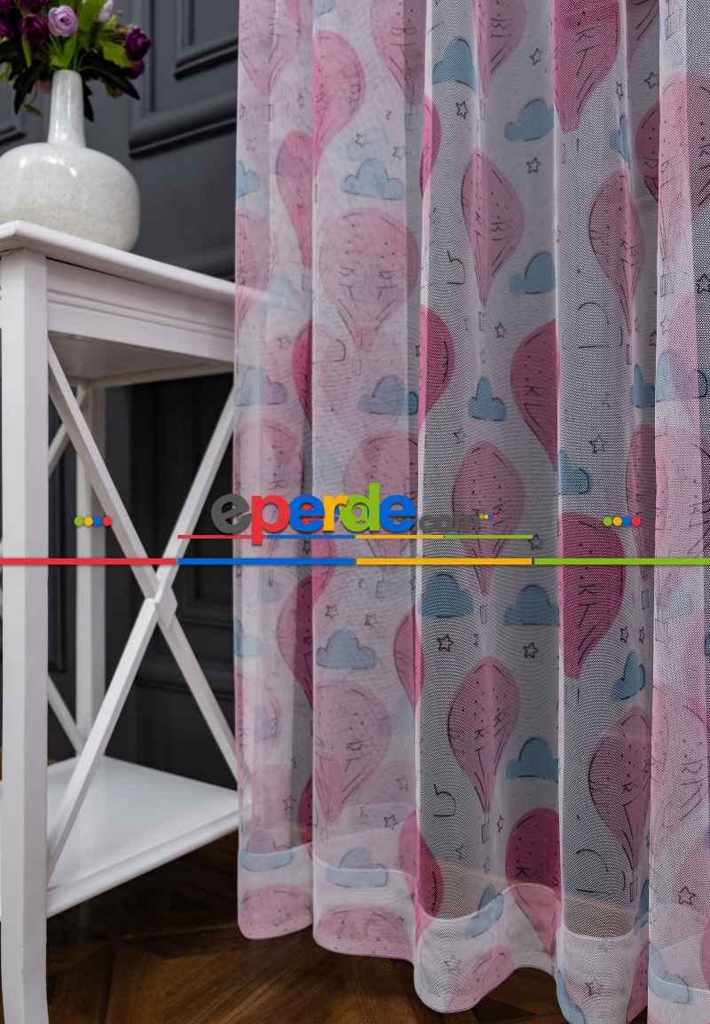 Hazır Ölçülü Petek Zemin Pembe Ve Mavi Renkli Balon Ve Bulut Desenli Grek Baskılı Tül Perde 190cm X 255cm 