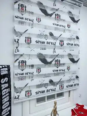 Genç Odası - Zebra Perde- Dijital Taraftar Baskılı Beşiktaş Zebra Perde- Siyah-beyaz
