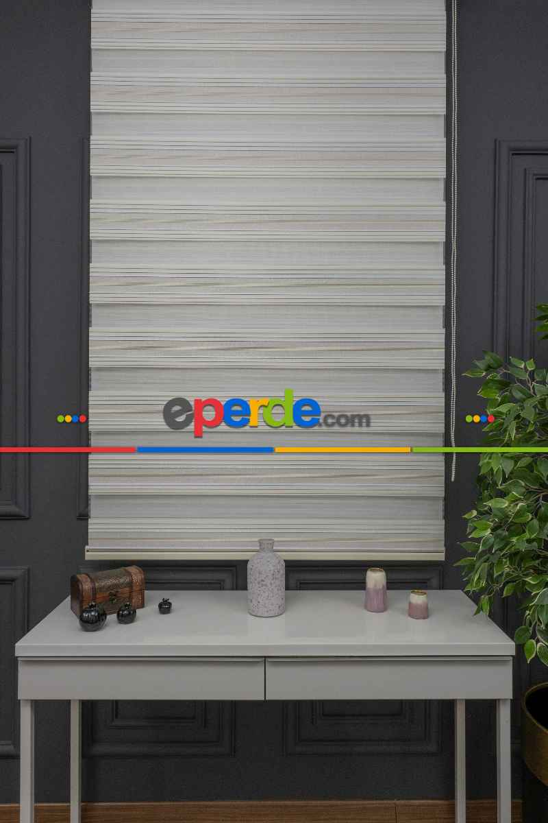 Oturma Odası - Krem Zebra Perde Gümüş Simli Plise Perde - Renk Geçişli Zebra Perde