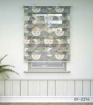 Yıldız Desenli Baskılı Zebra Perde- Çok Renkli