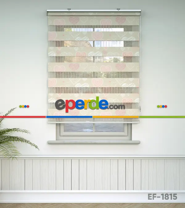 Kalp Desenli Baskılı Zebra Perde- Çok Renkli