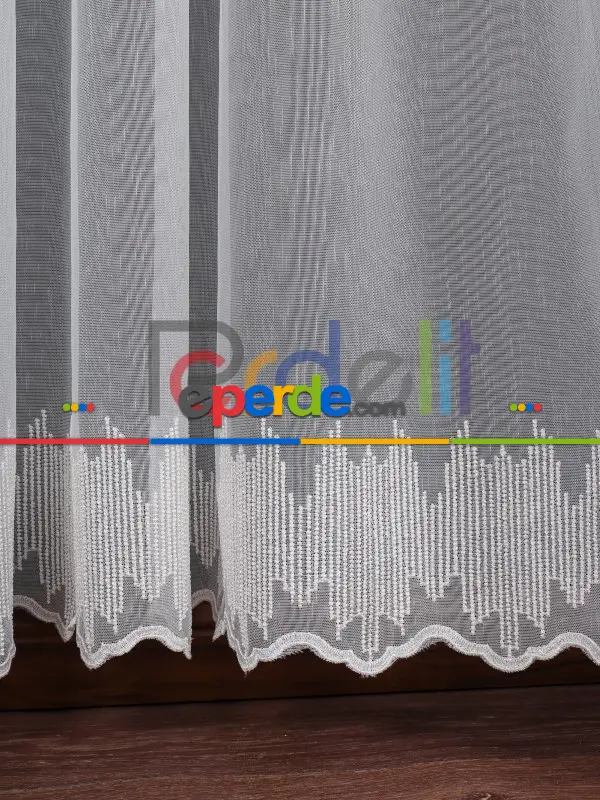Etek Ucu Nakış İşlemeli Tül Perde