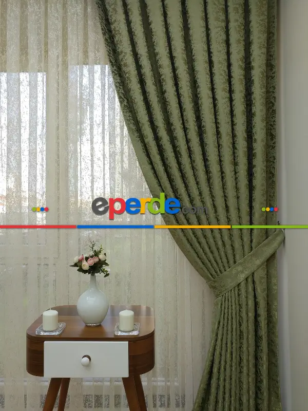 Yağ Yeşili Kendinden Desenli Jakar Fon Perde (285 En)- Açık Yeşil