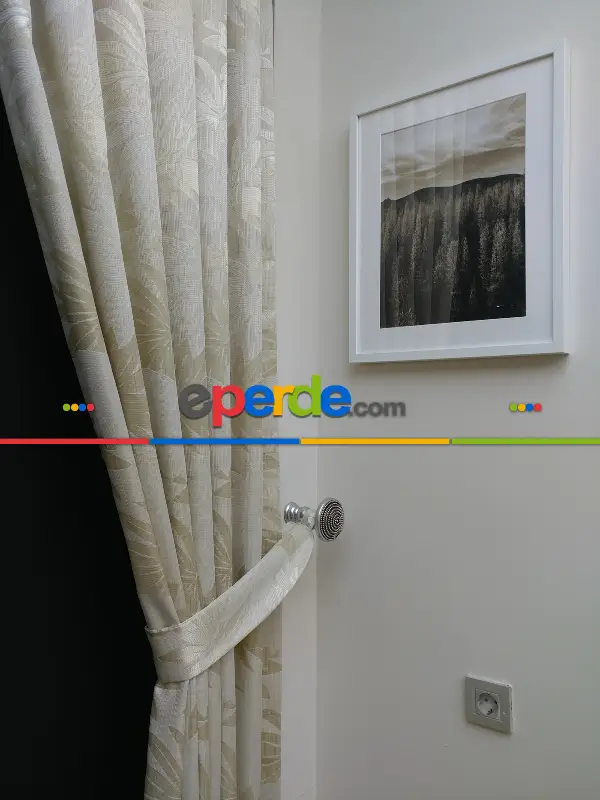 Krem Yaprak Desenli Jakar Fon Perde- Krem