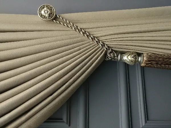 Salon Perdesi - Modern Keten Görünümlü Işık Geçirmez Karatma Fon Perde 2021 Ikon- Vizon Rengi