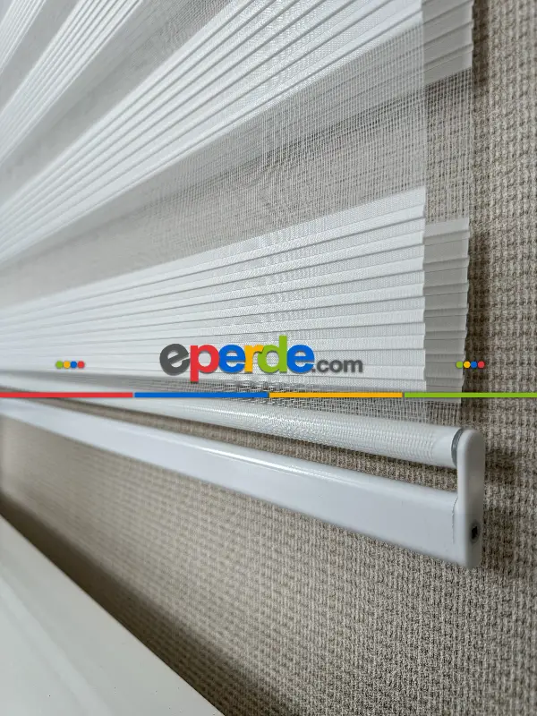 650tl Yerine - Ekru Pliseli Dar Zebra Perde, Standart Metal Kasalı Yüksek Kalite Kornişe Kolay Montaj Seçenekli