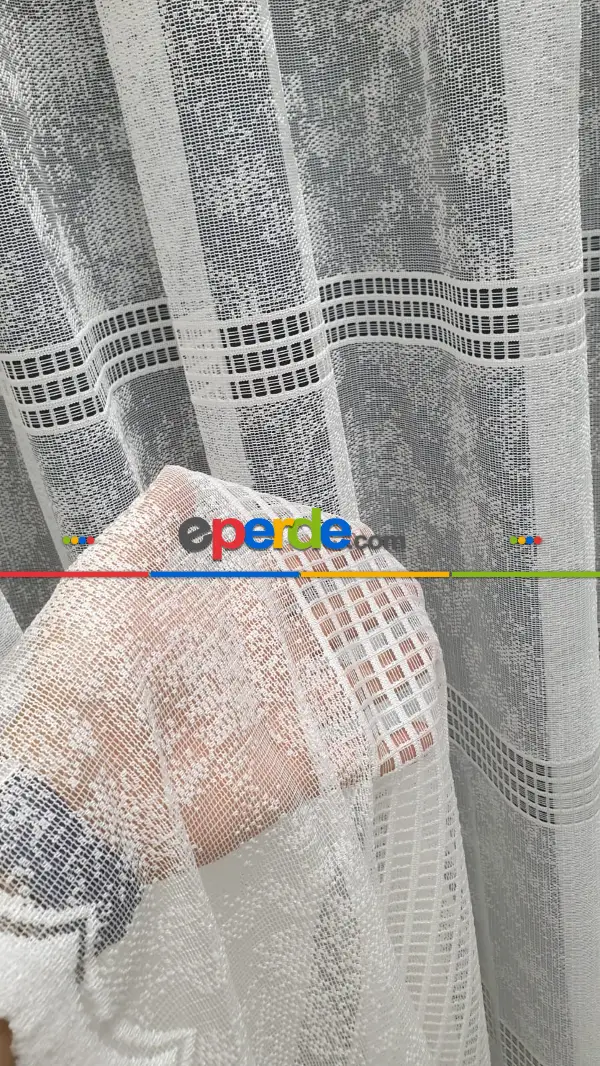 Spor Desen Tül Perde - Karlı Kareli Geometri Desenli - Ekru Açık Krem - Örme Tül