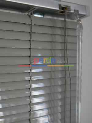 %40 Indirimli !!! Jaluzi Perde 25 Mm - Gri Koyu