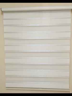 Pliseli Zebra Perde Gümüş Simli - Beyaz