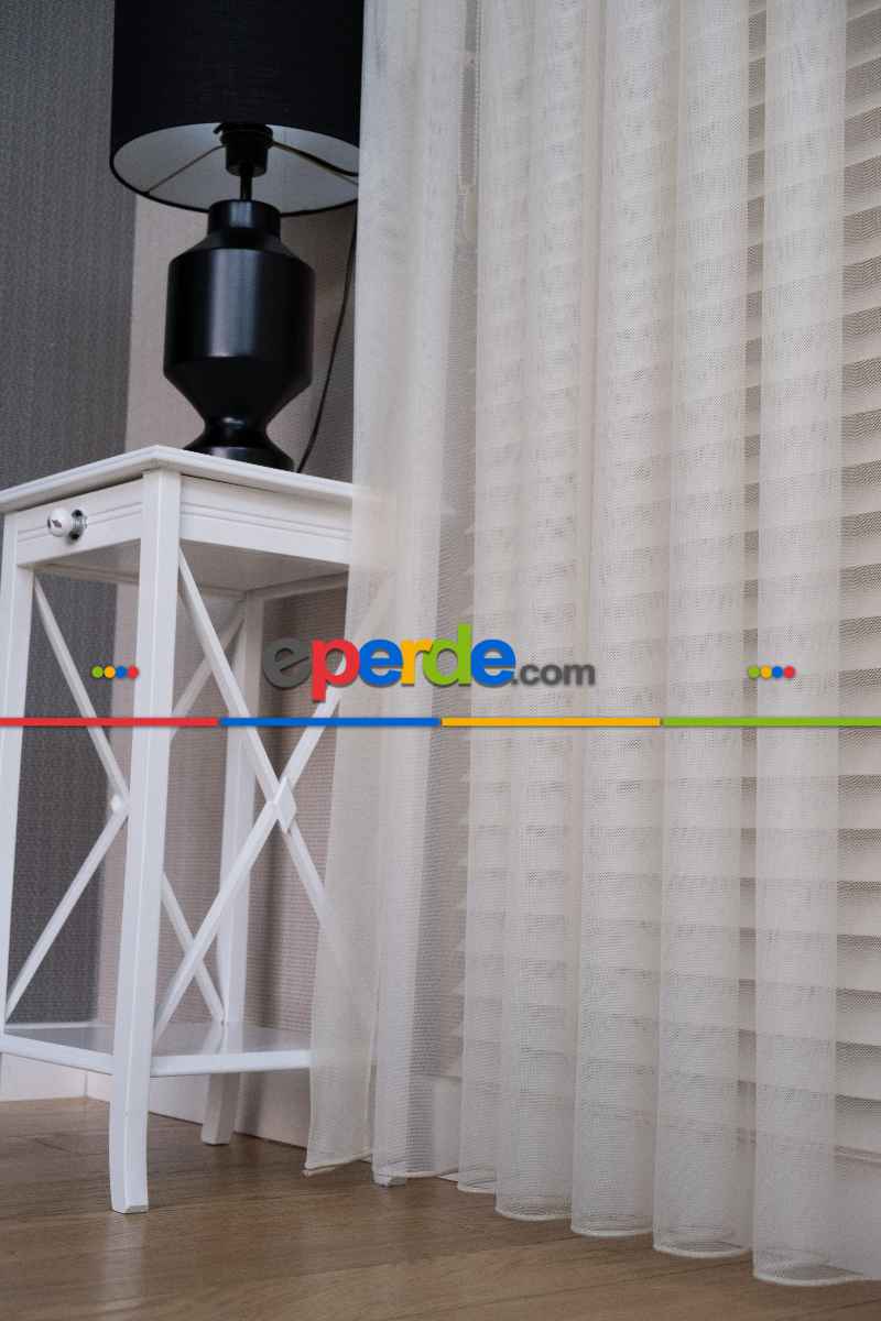 Bebek Odası Tül Perde - Krem Düz Tül Perde Grek Zemin