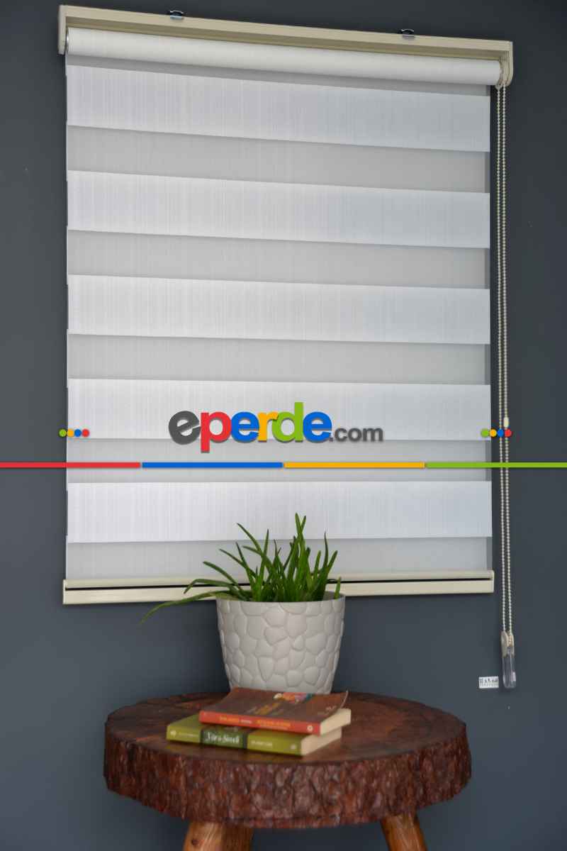 Halim Perdesan Jk-280 Beyaz Renk Etekli Veya Eteksiz Zebra Stor Perde