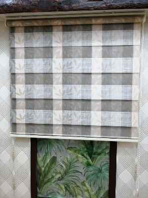 Yaprak Desenli Zebra Perde, Gri Krem