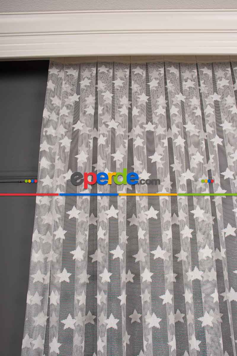 Bebek Odası -  Yıldız Desen Örme Tül Perde